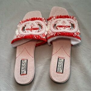 Cute girly slides. Never worn.